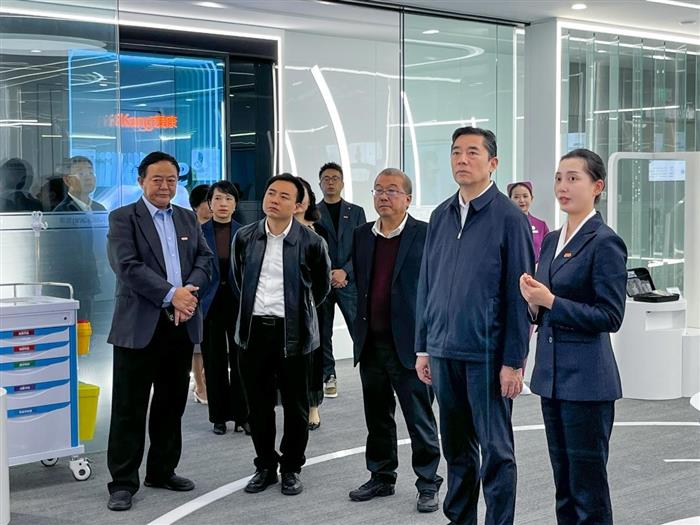 四川省健康四川促进会赴爱康集团调研