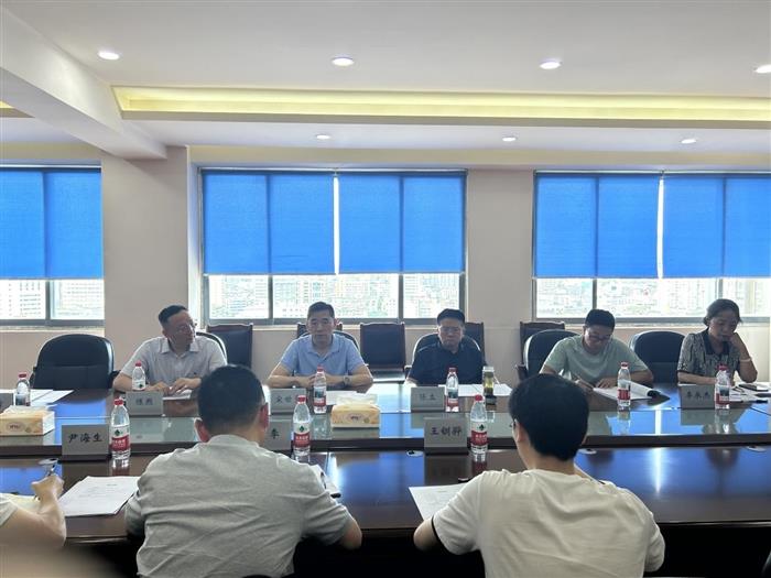与省旅游协会共商健康促进高质量发展助力文旅强省建设